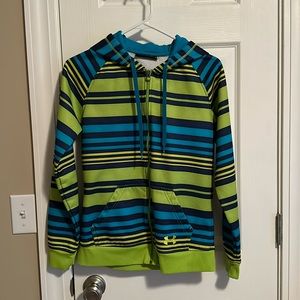 Women’s under armour zip up sweatshirt. Small. Semi fitted. Has hood.